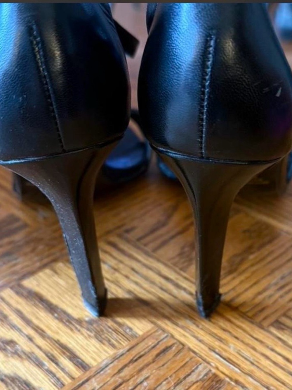 Stuart Weitzman Black Suede T-Strap Stiletto Sandals - Picture 2 of 4